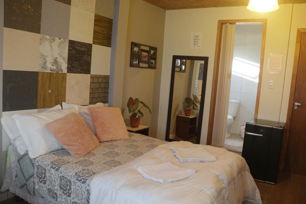Bc Paradise Hostal *