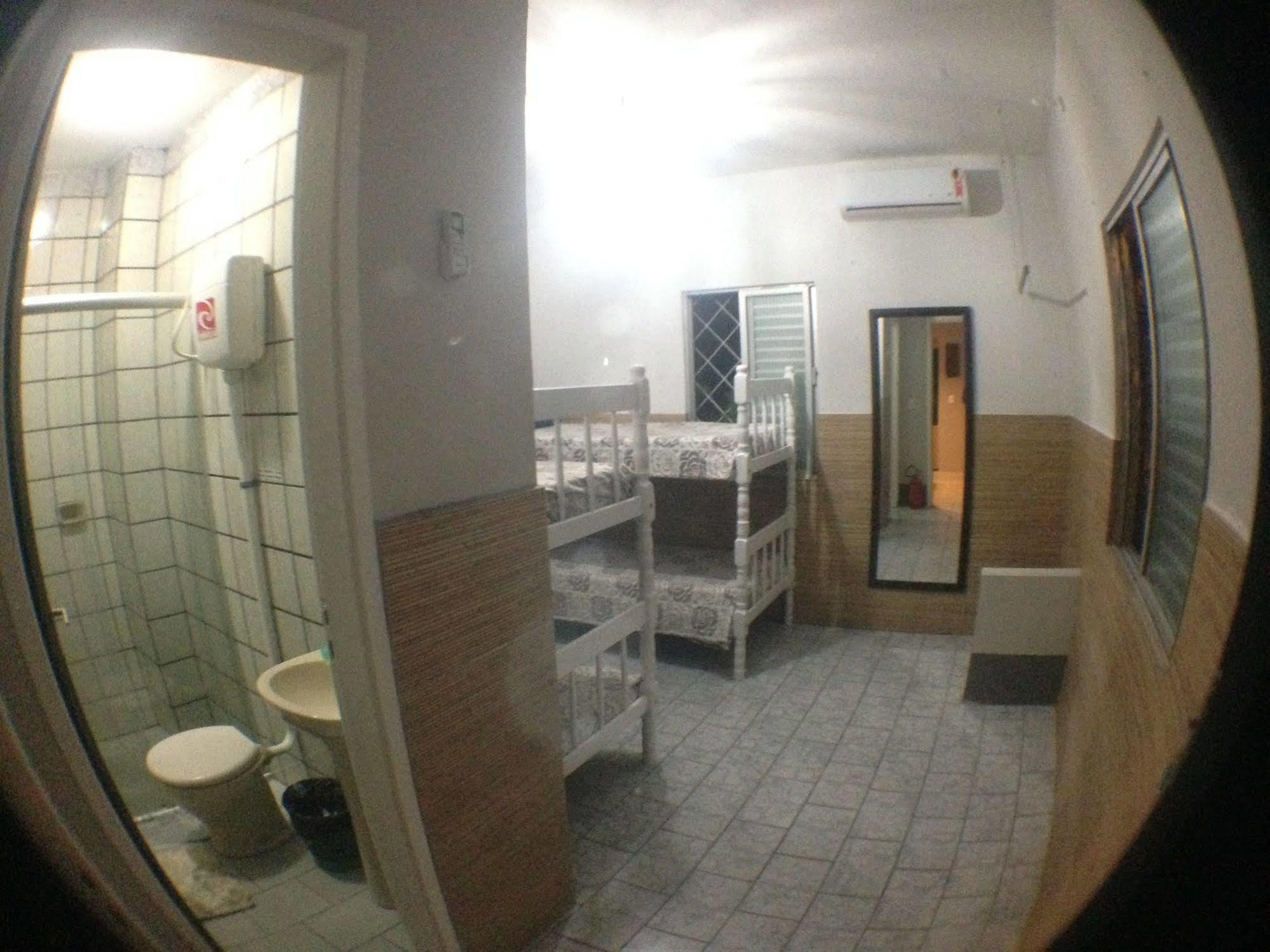 Hostal Bc Paradise