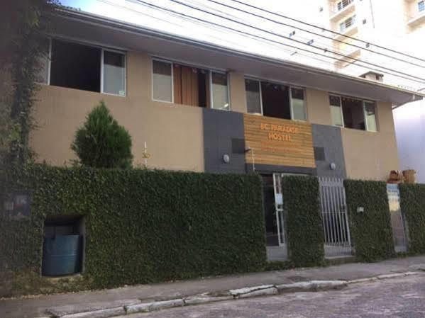 Bc Paradise Hostal *